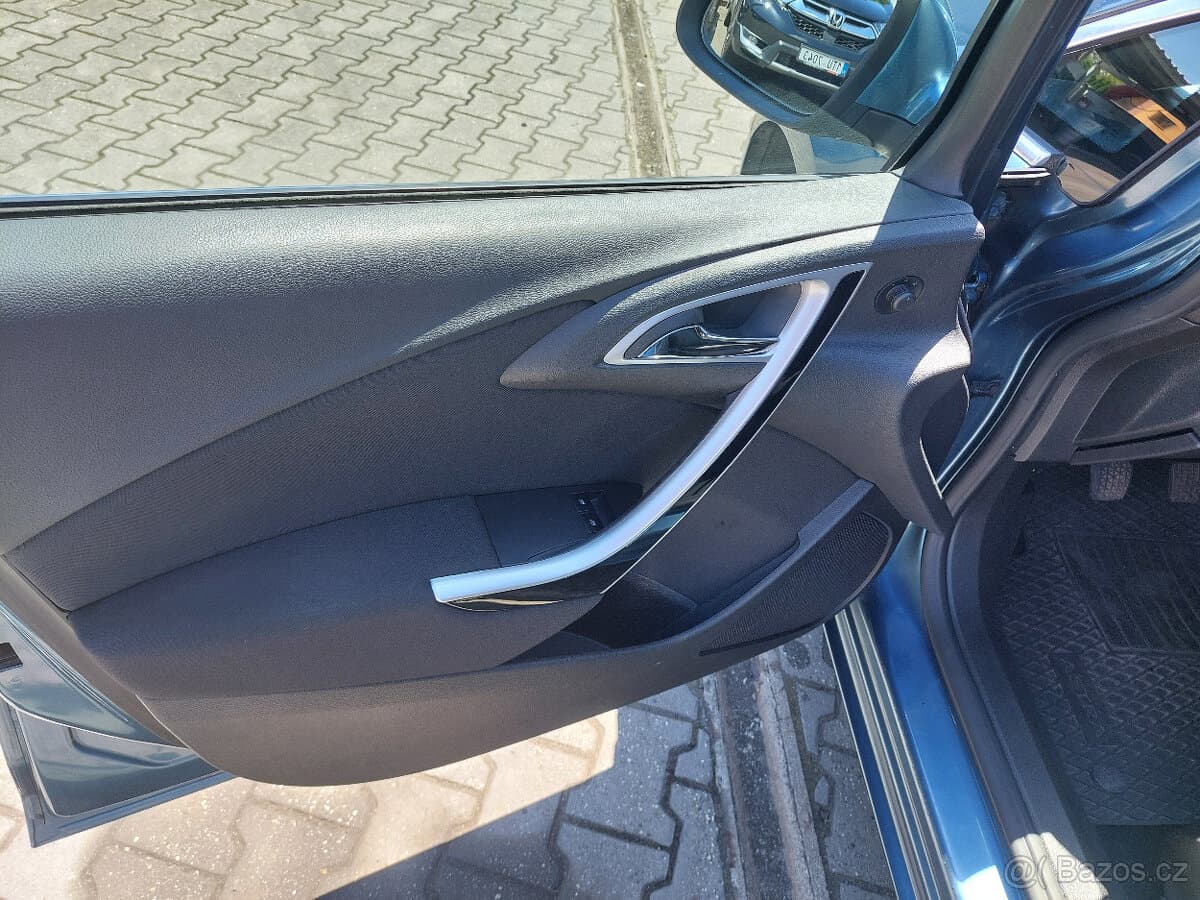 2013 Opel ASTRA - 10