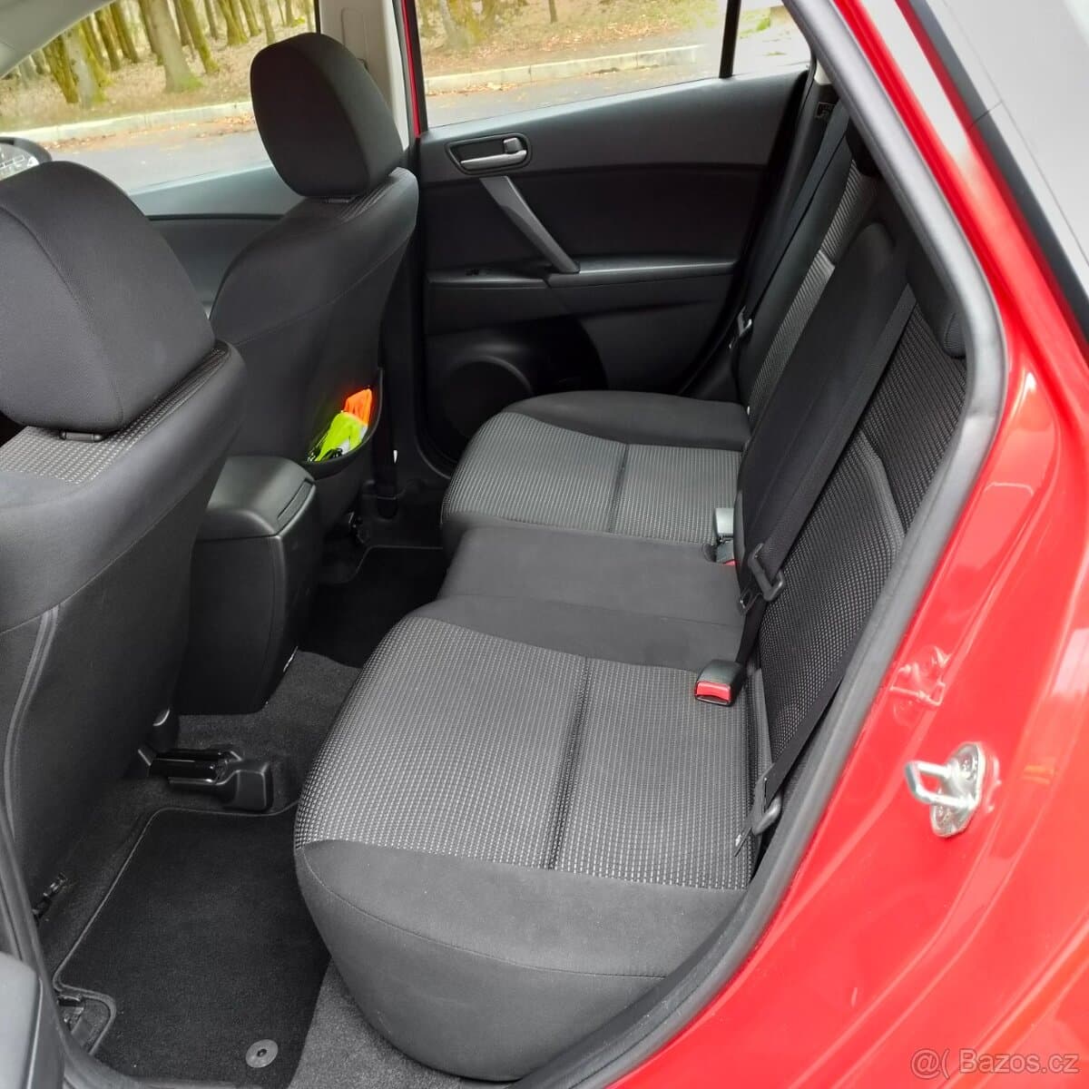 2012 Mazda 3 - 10