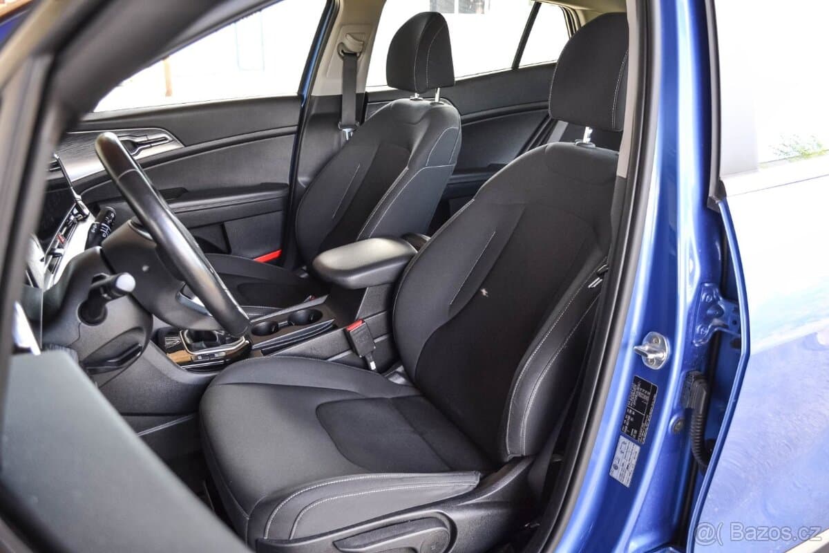 2022 Kia SPORTAGE - 10