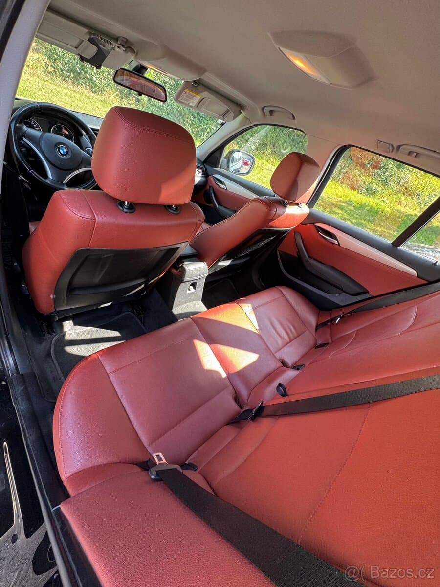BMW X1 - 10