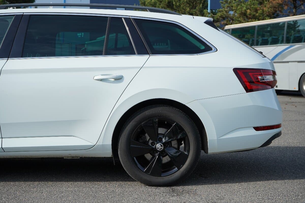 2018 Škoda SUPERB - 10