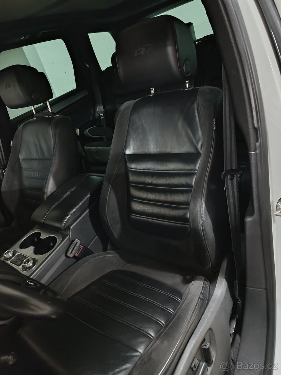 2016 Volkswagen TOUAREG - 10