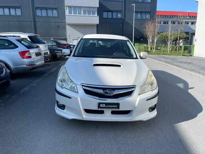 2010 Subaru LEGACY - 10