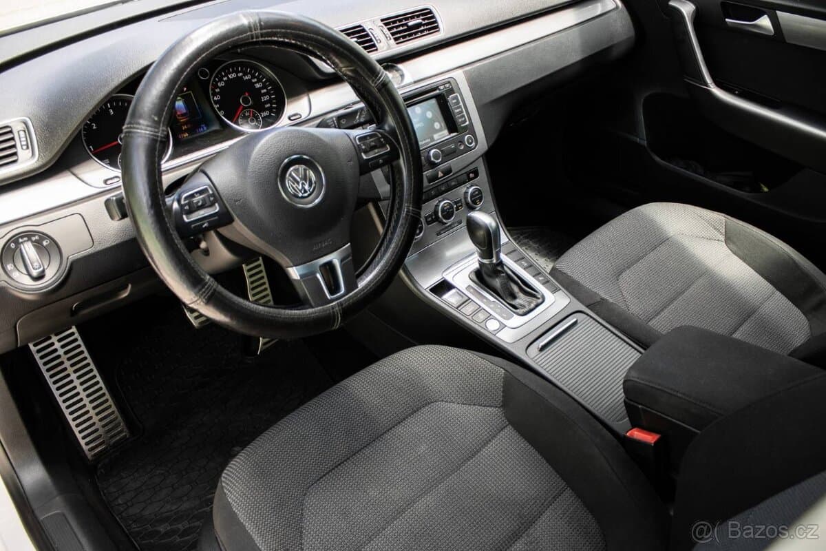 2014 Volkswagen PASSAT - 10