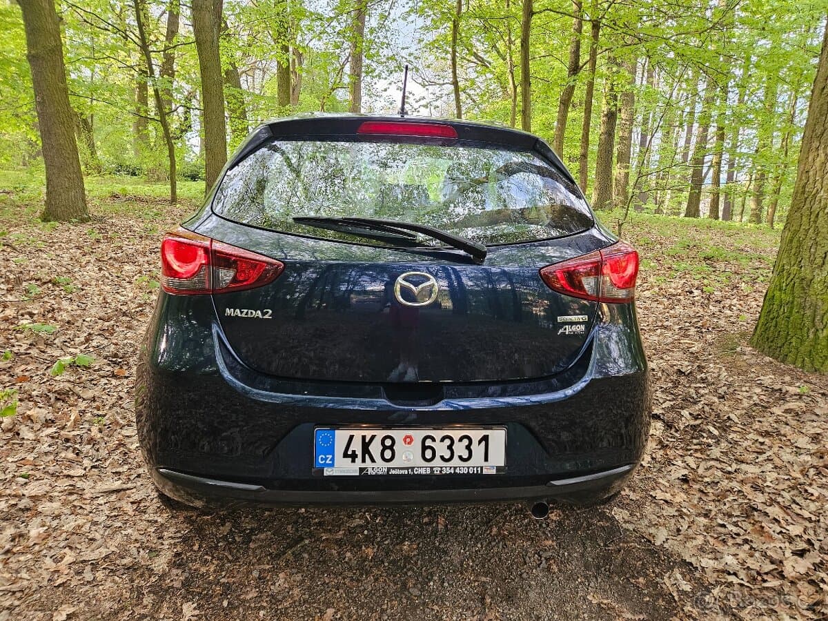 2022 Mazda 2 - 10