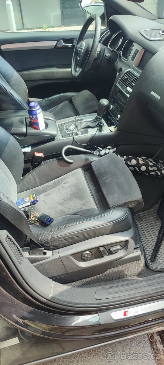 Audi Q7 - 10