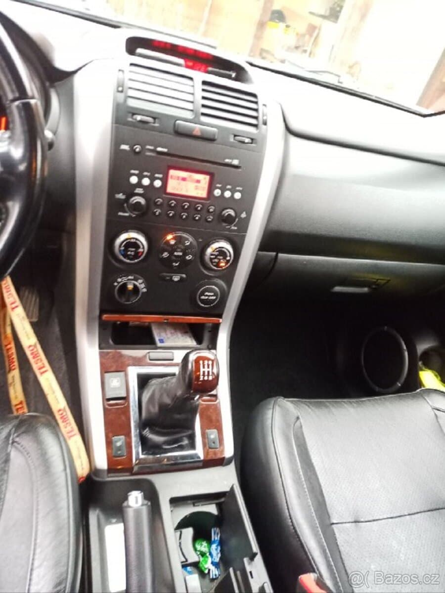 Suzuki GRAND - 10