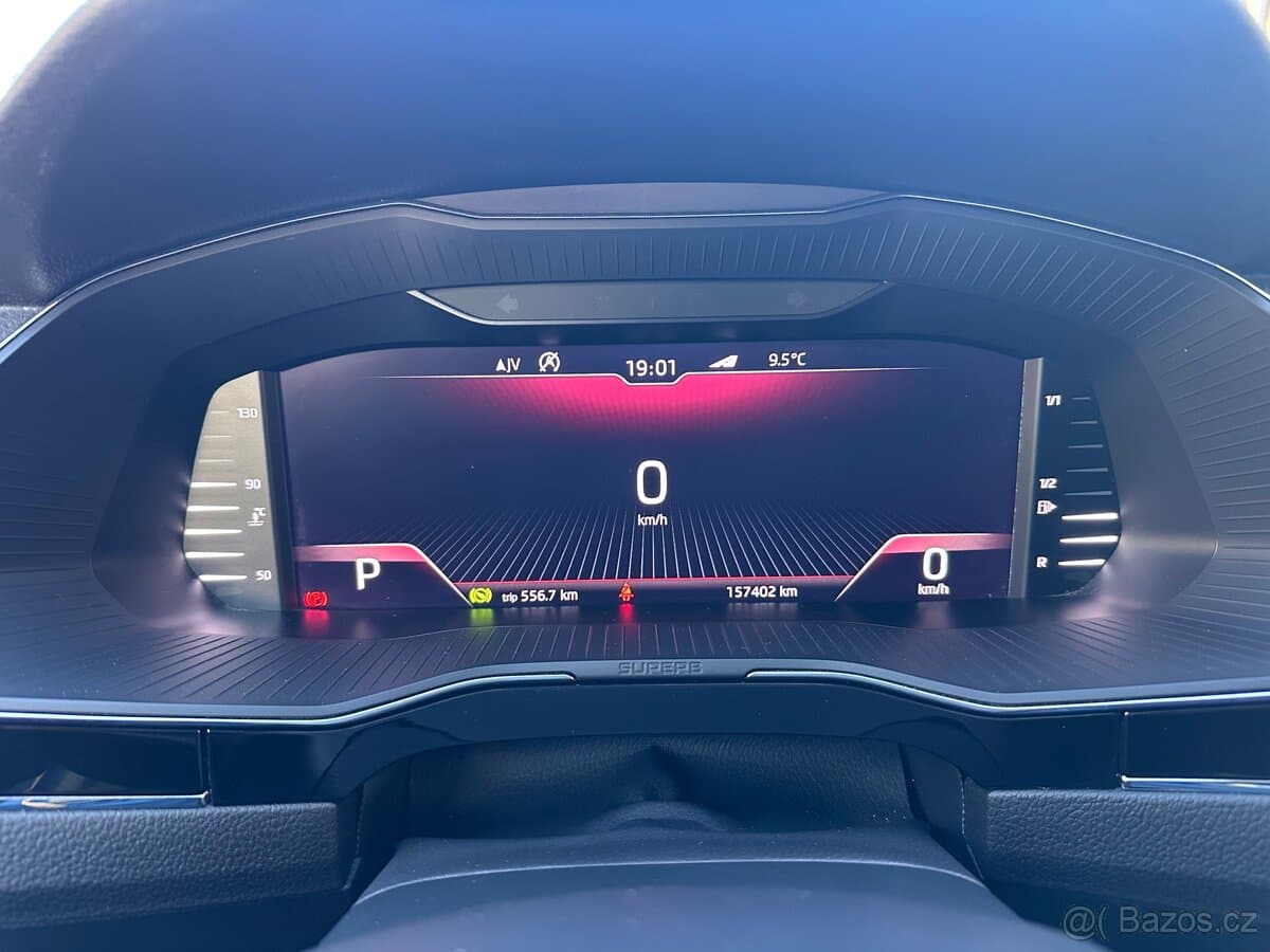 2020 Škoda SUPERB - 10