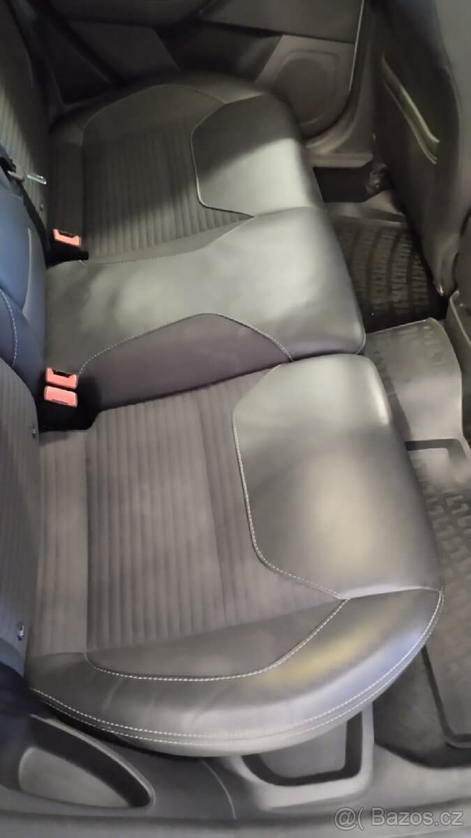 2015 Ford FOCUS - 10