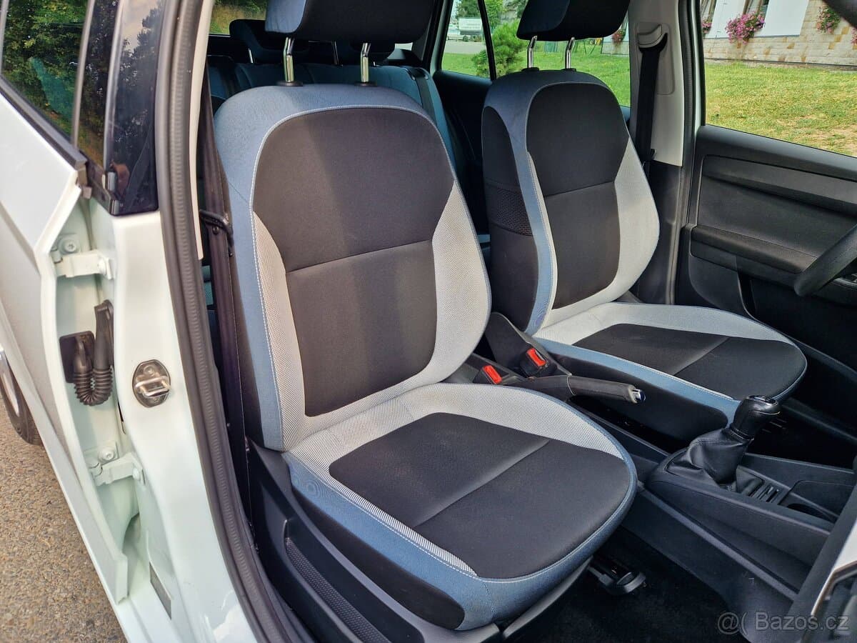 2015 Škoda FABIA - 10