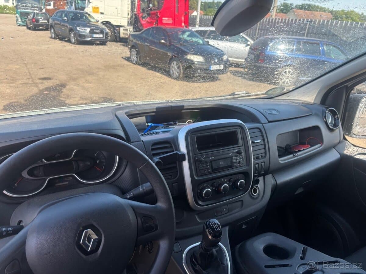 2020 Renault TRAFIC - 10