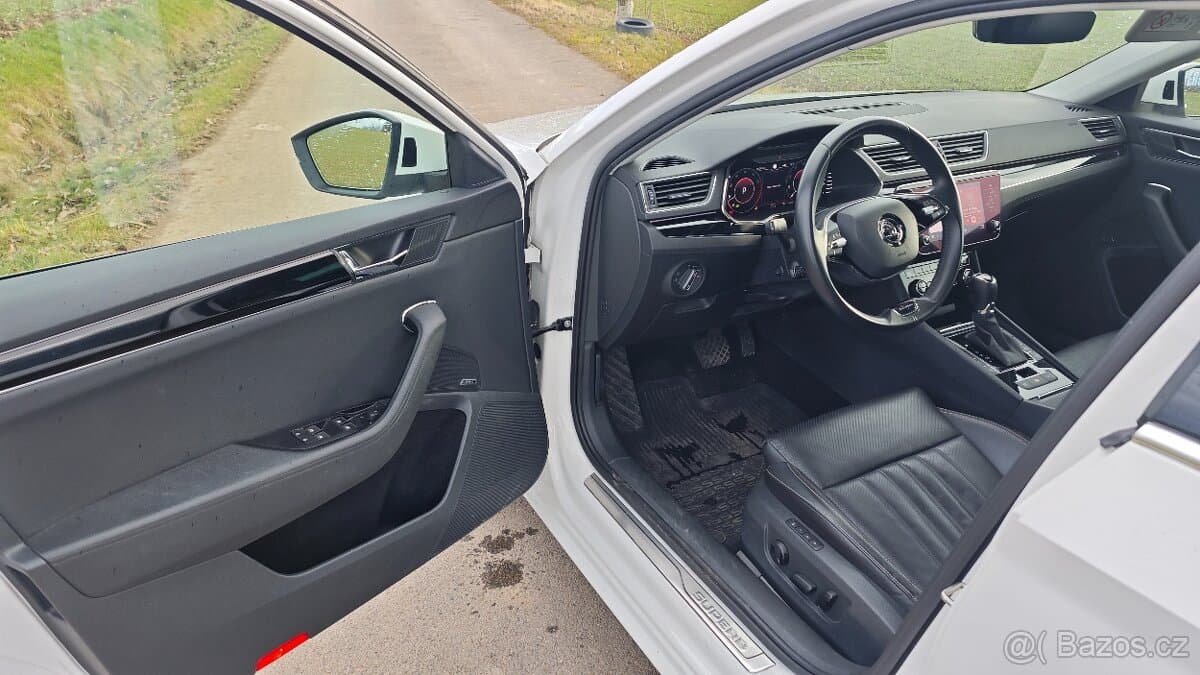 2021 Škoda SUPERB - 10