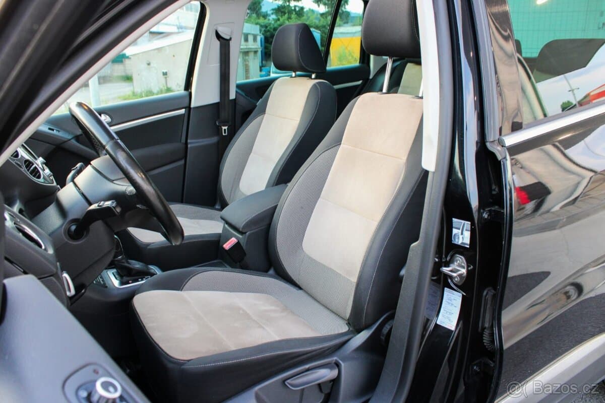 2012 Volkswagen TIGUAN - 10