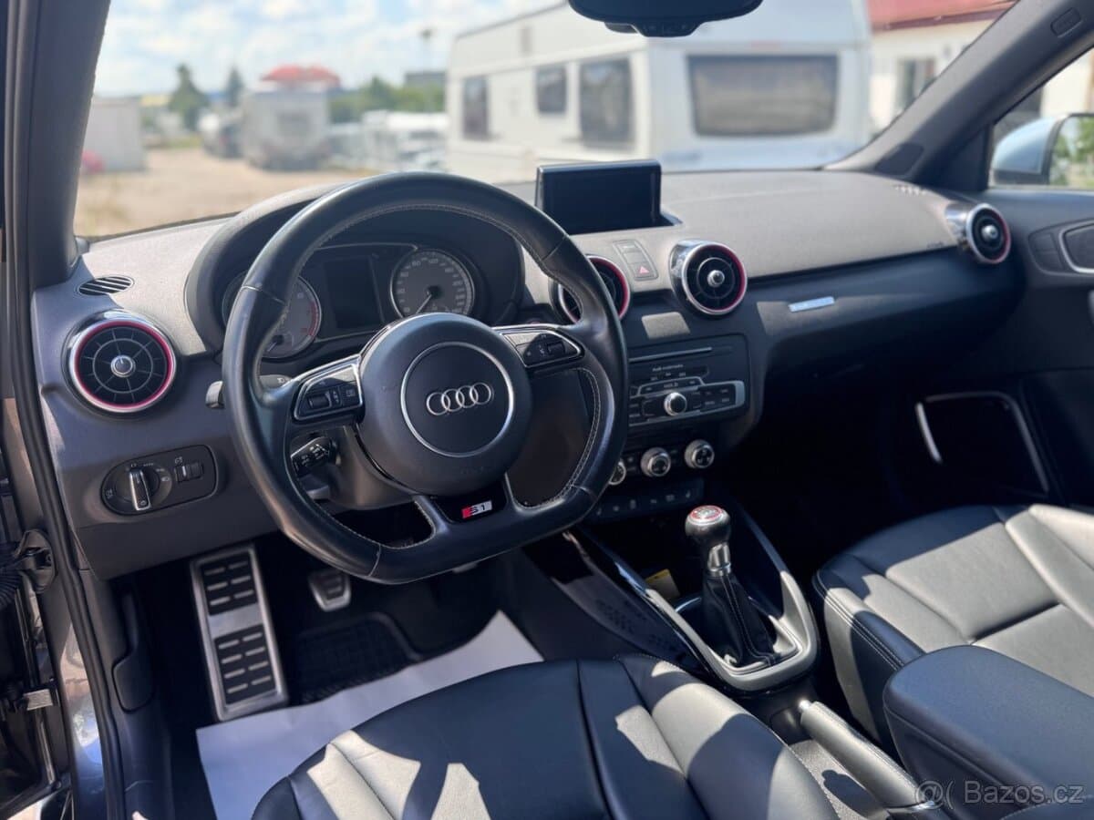 2015 Audi S1 - 10