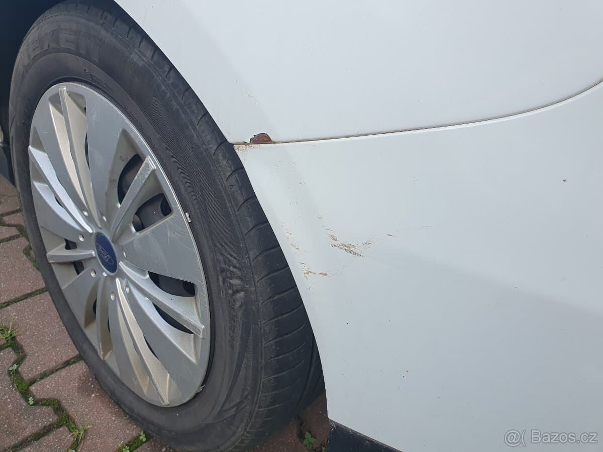 Ford FOCUS - 10