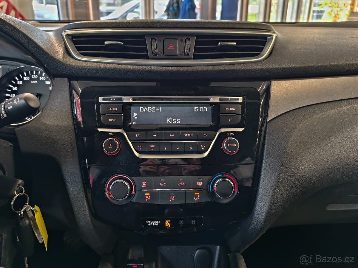 2017 Nissan QASHQAI - 10