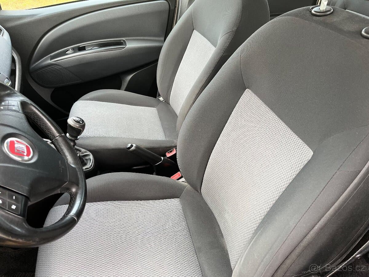2012 Fiat DOBLO - 10
