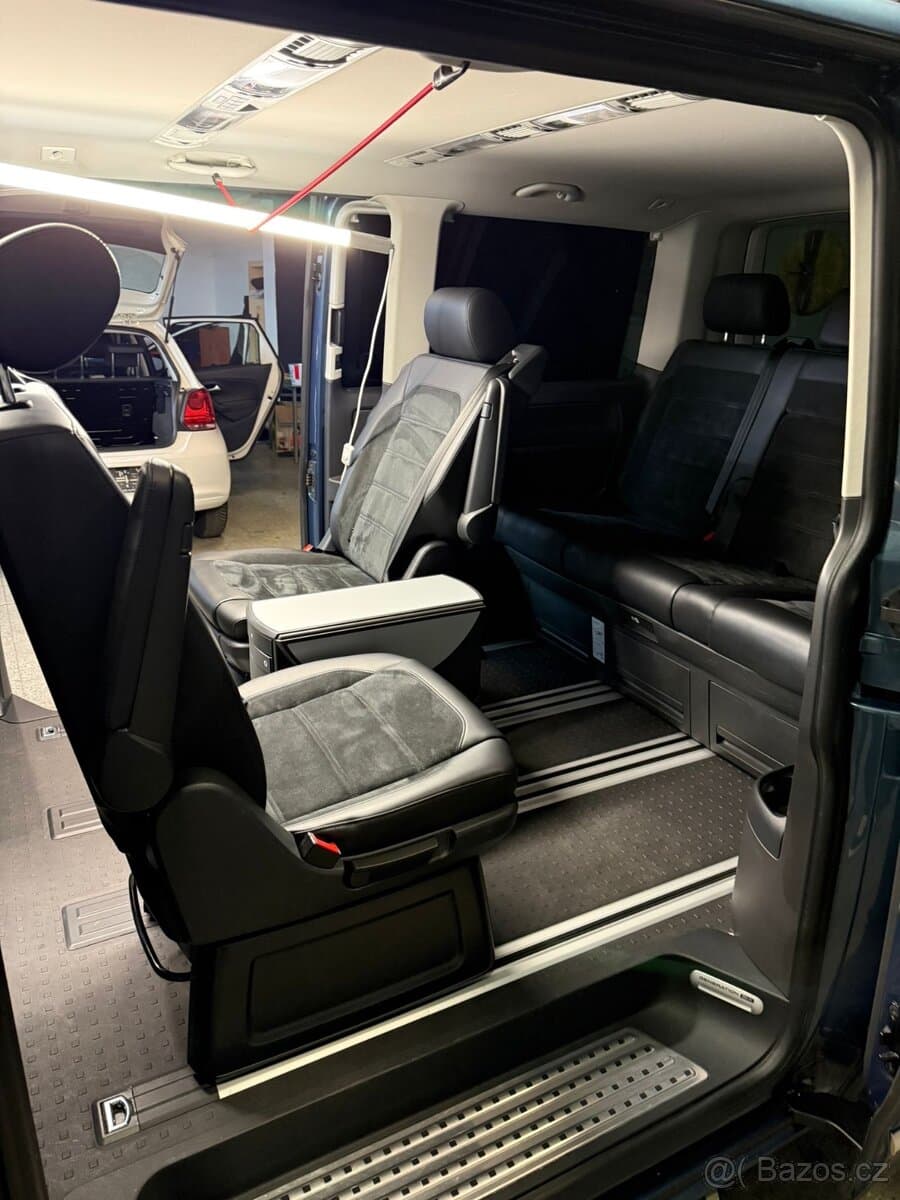 2016 Volkswagen MULTIVAN - 10