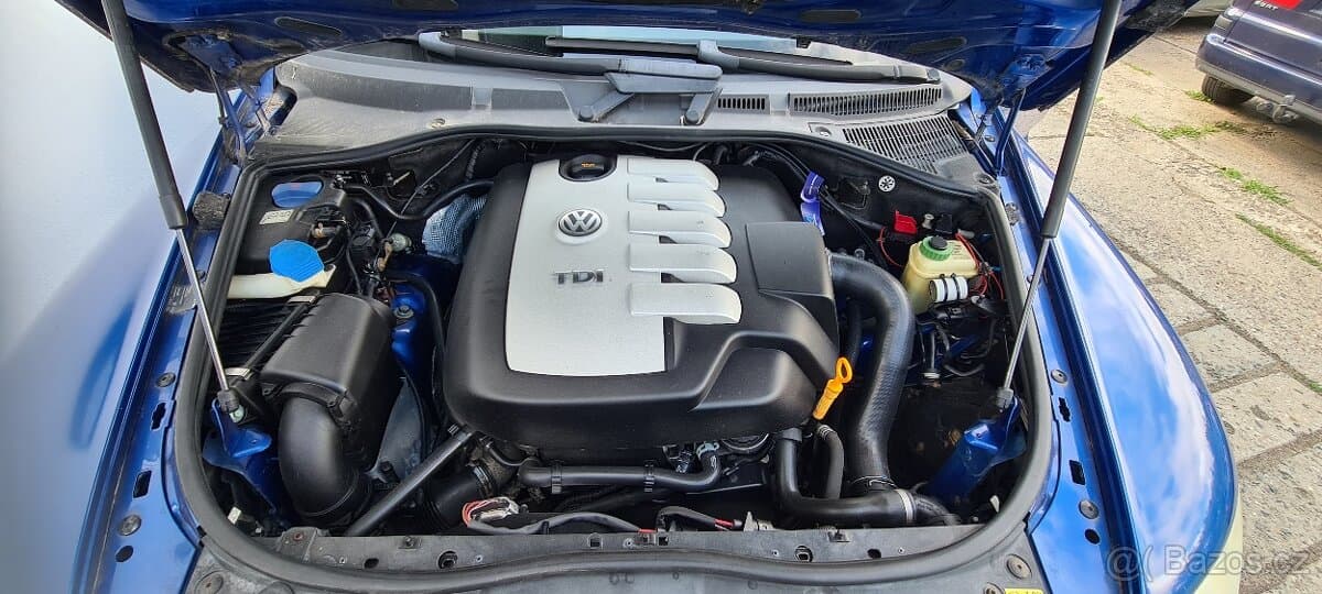 2004 Volkswagen TOUAREG - 10