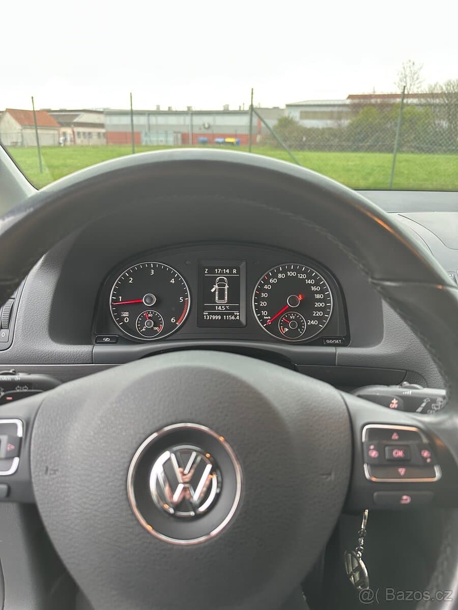 2011 Volkswagen TOURAN - 10