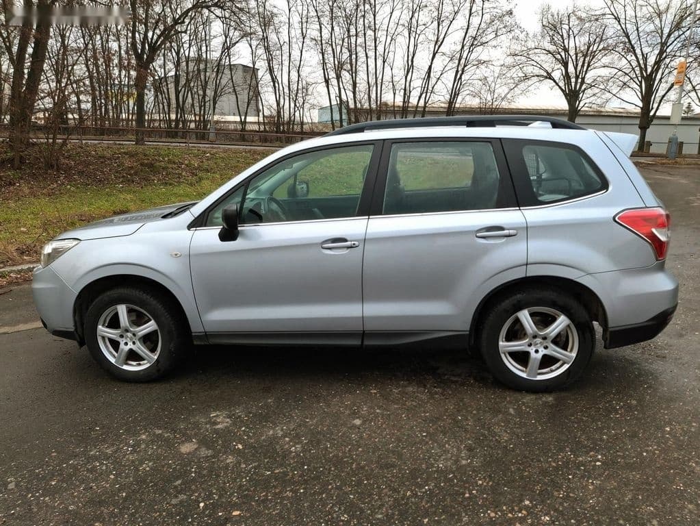 2016 Subaru FORESTER - 10