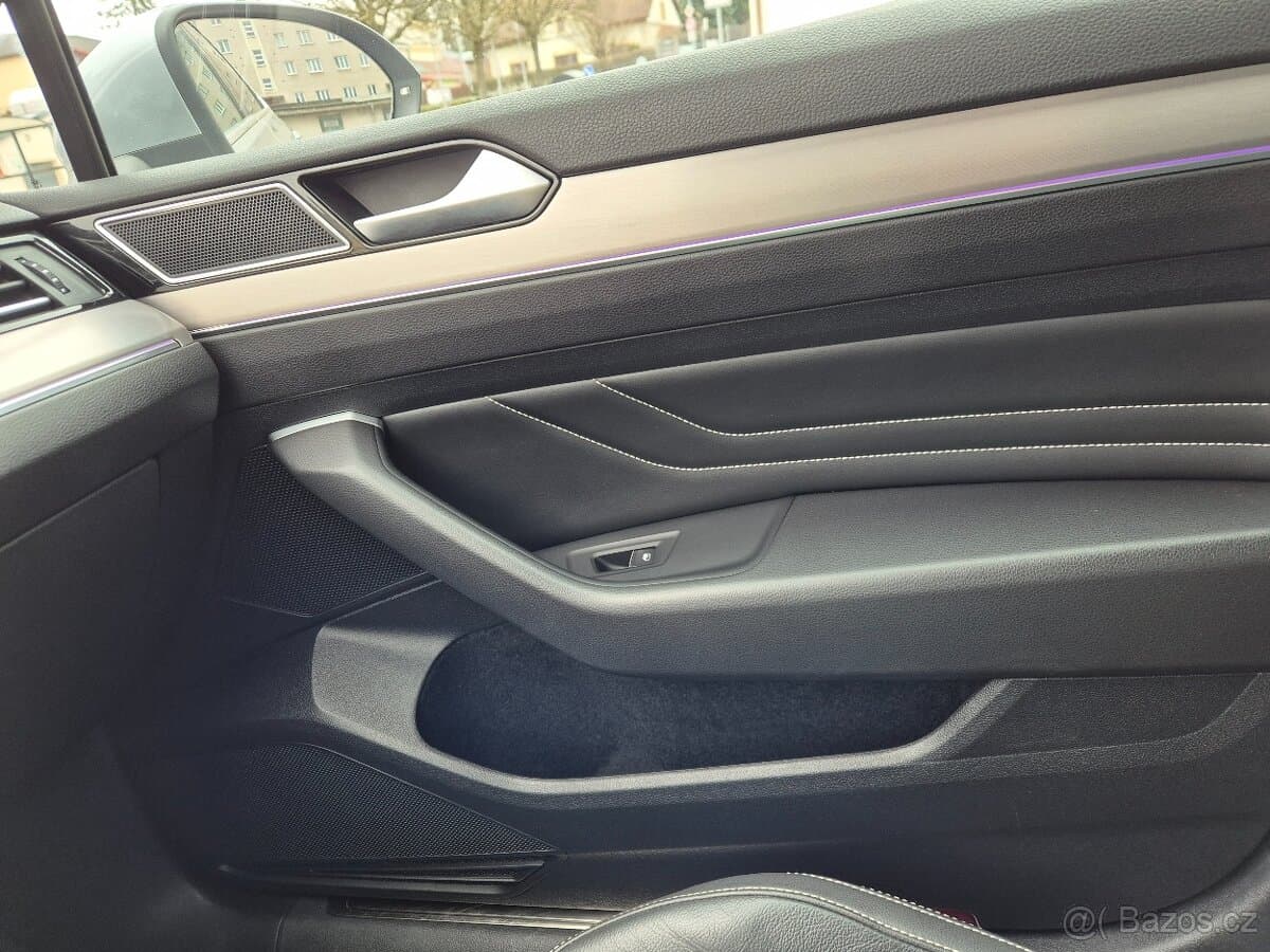 2020 Volkswagen PASSAT - 10