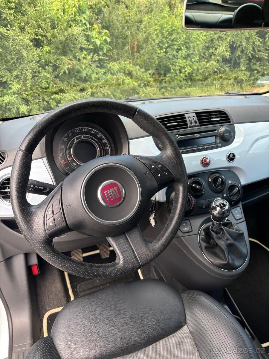 2010 Fiat 500 - 10