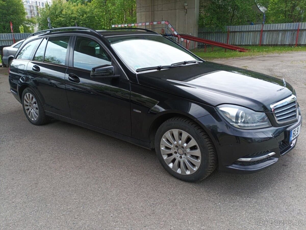 2012 Mercedes-Benz C-CLASS - 10