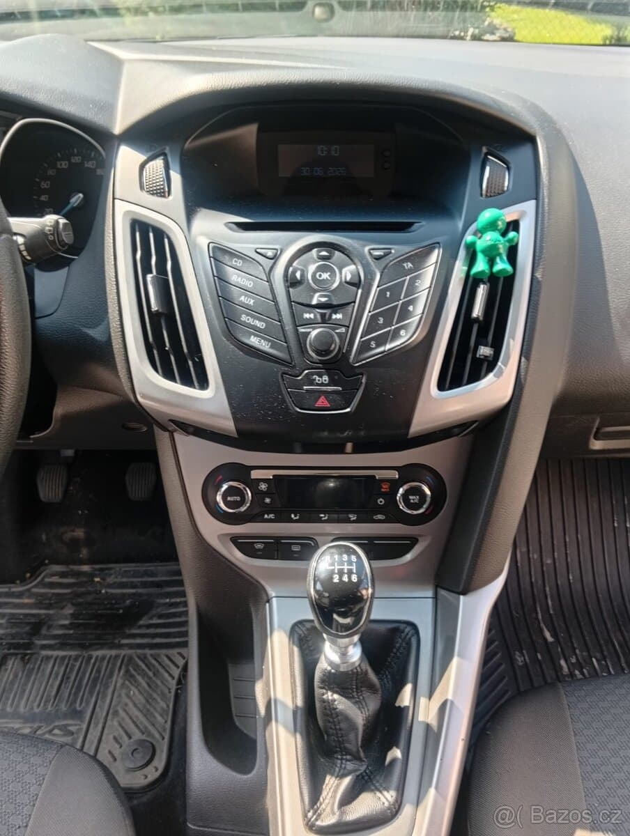 Ford FOCUS - 10