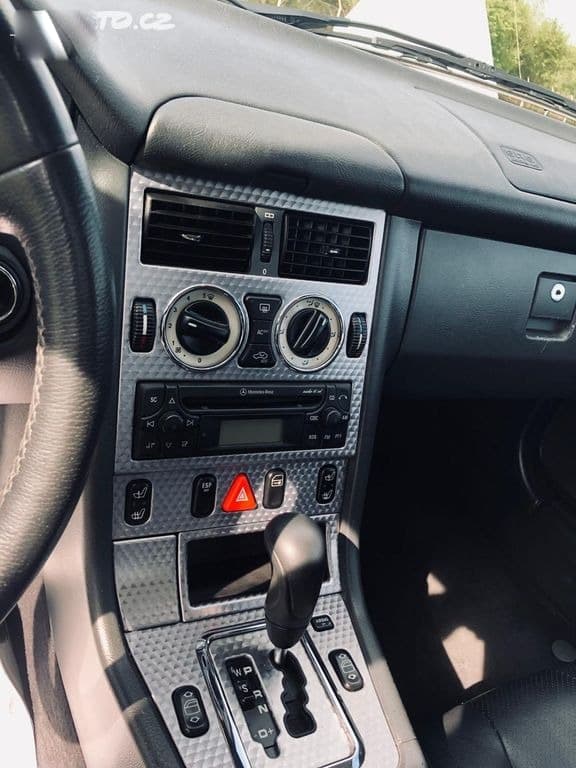 2001 Mercedes-Benz SLK - 10