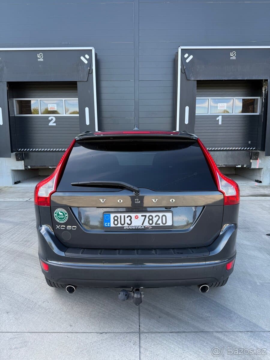 2011 Volvo XC60 - 10