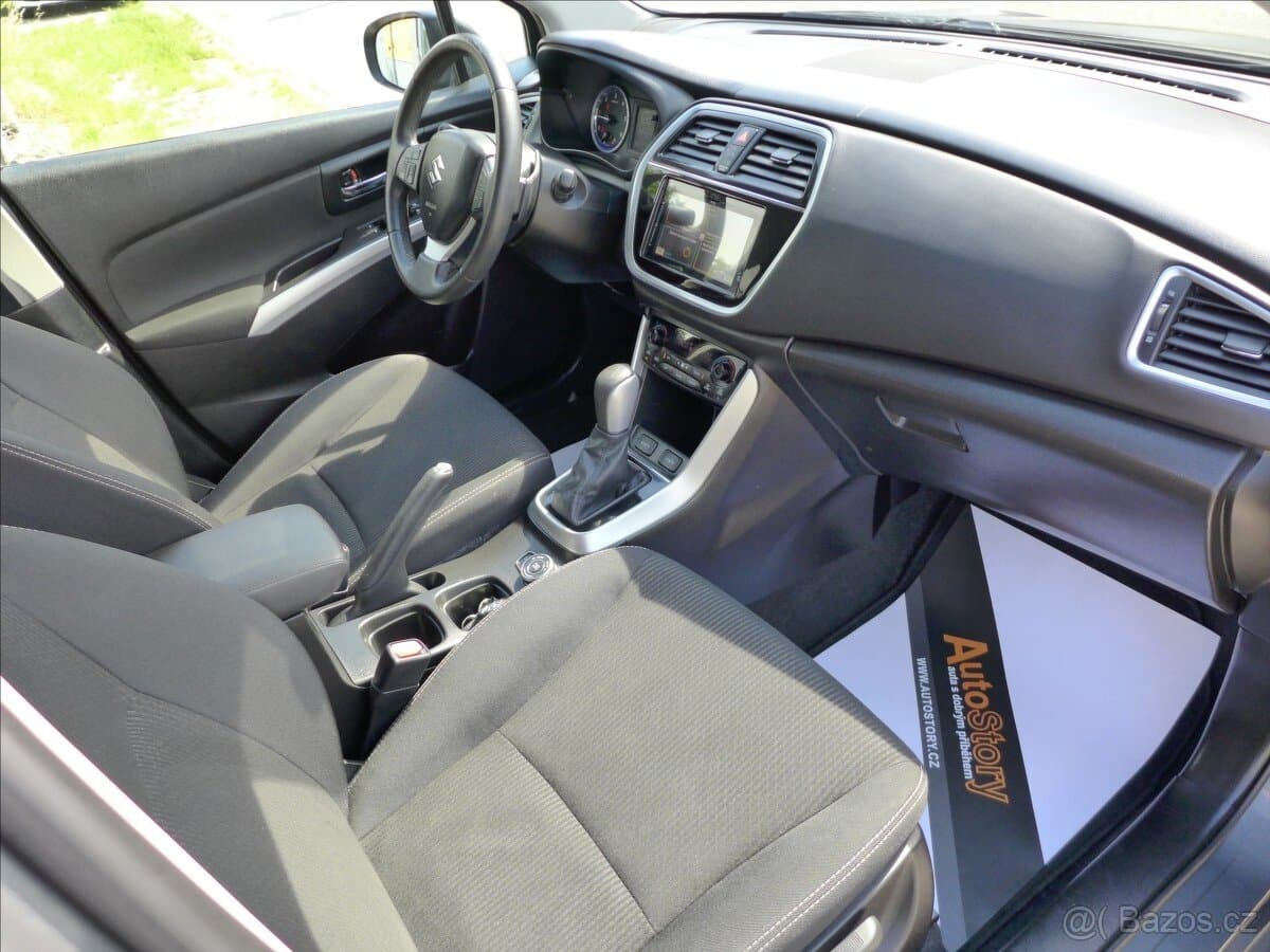 2016 Suzuki S-CROSS - 10