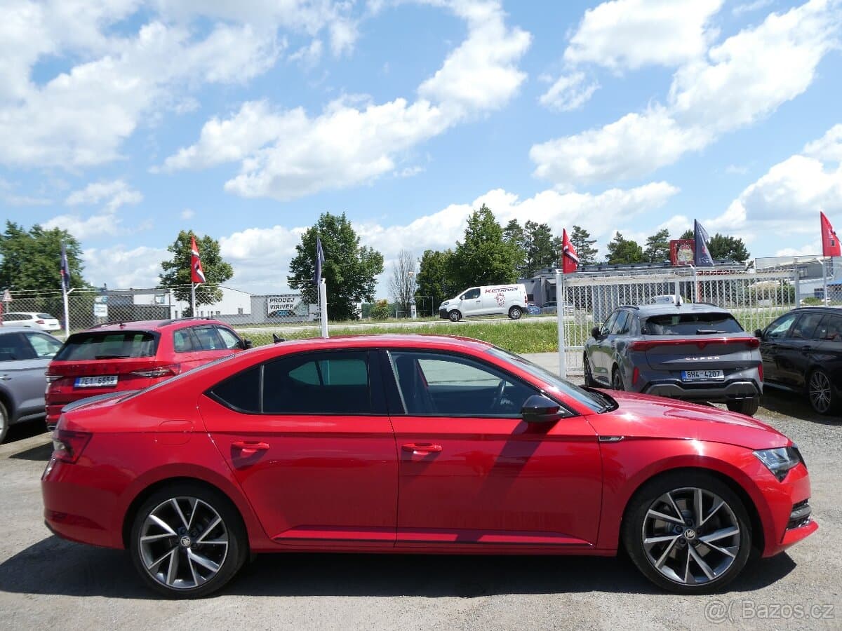 2020 Škoda SUPERB - 10