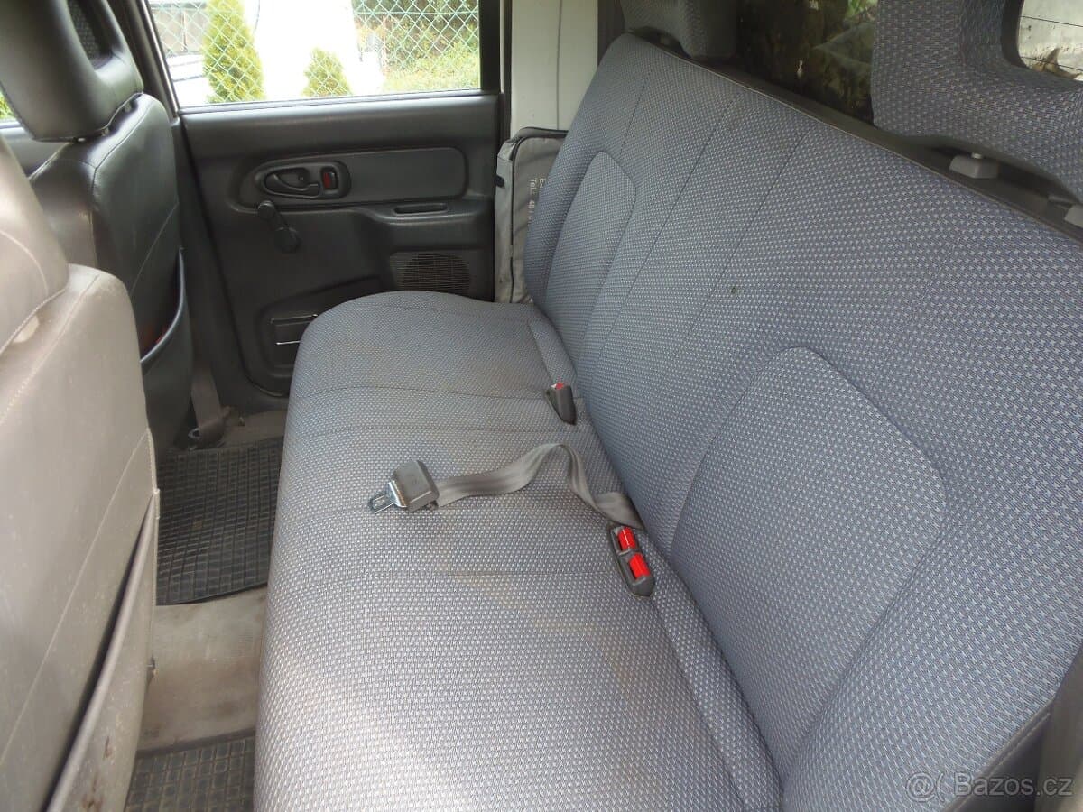 2003 Mitsubishi L200 - 10