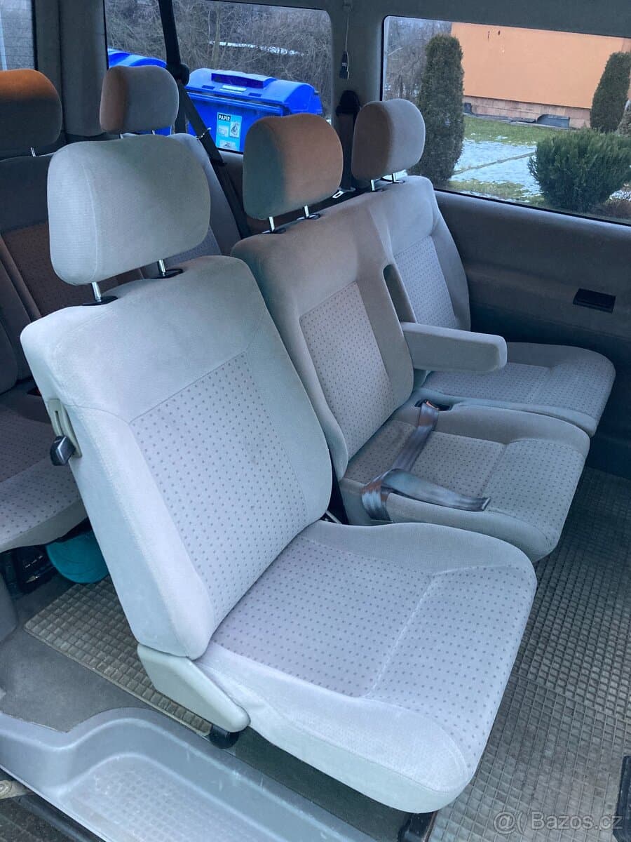 2000 Volkswagen CARAVELLE - 10