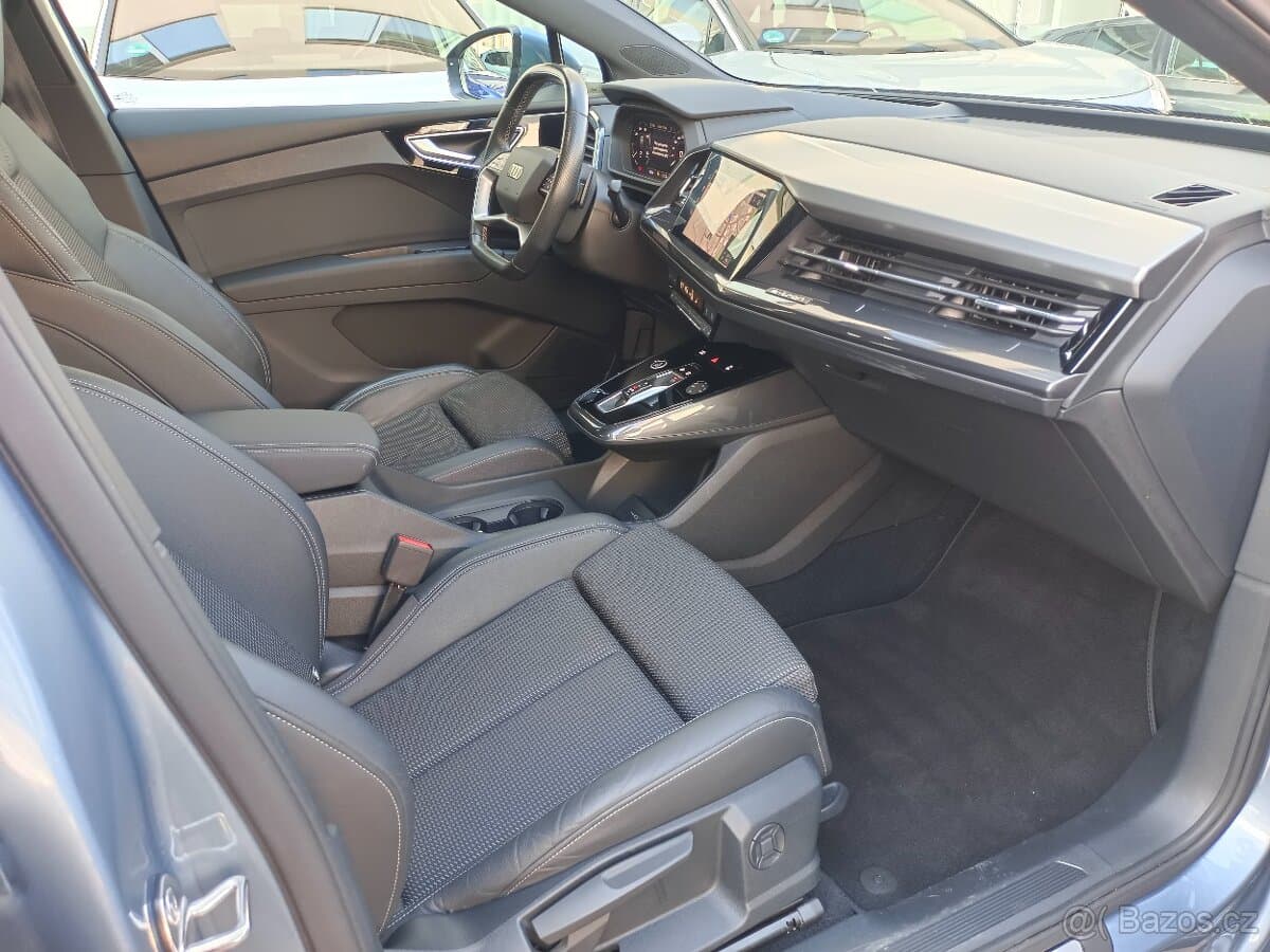 2022 Audi Q4 - 10