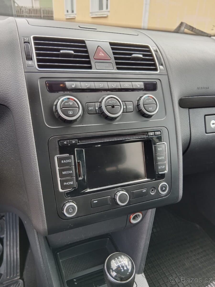 Volkswagen TOURAN - 10
