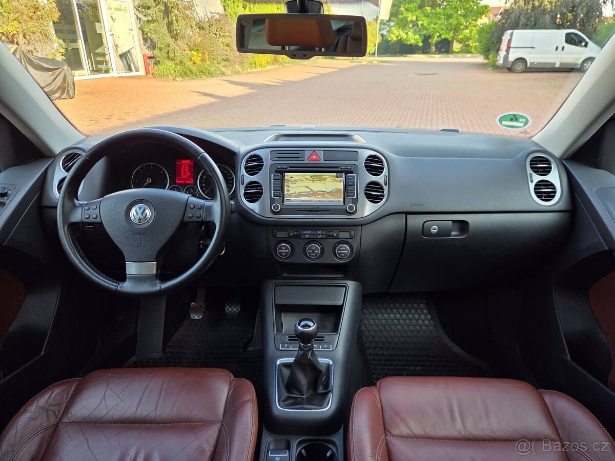 2009 Volkswagen TIGUAN - 10