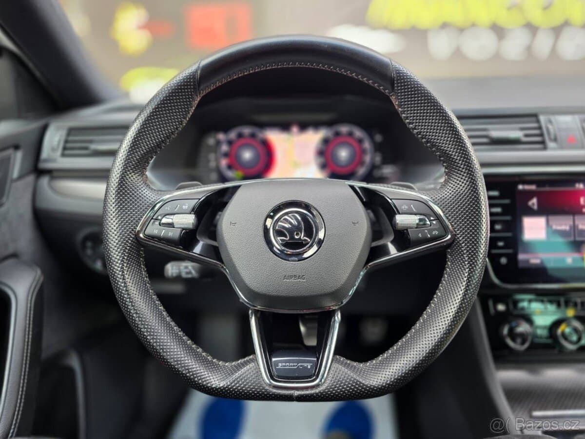 2021 Škoda SUPERB - 10