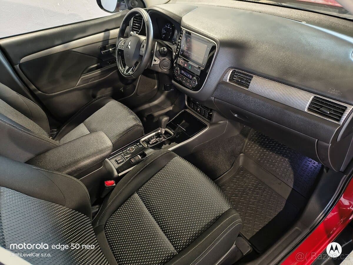 2017 Mitsubishi OUTLANDER - 10