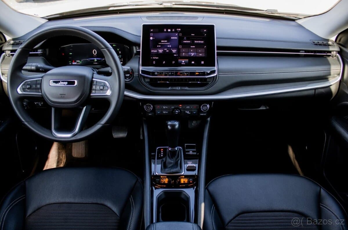 2022 Jeep COMPASS - 10