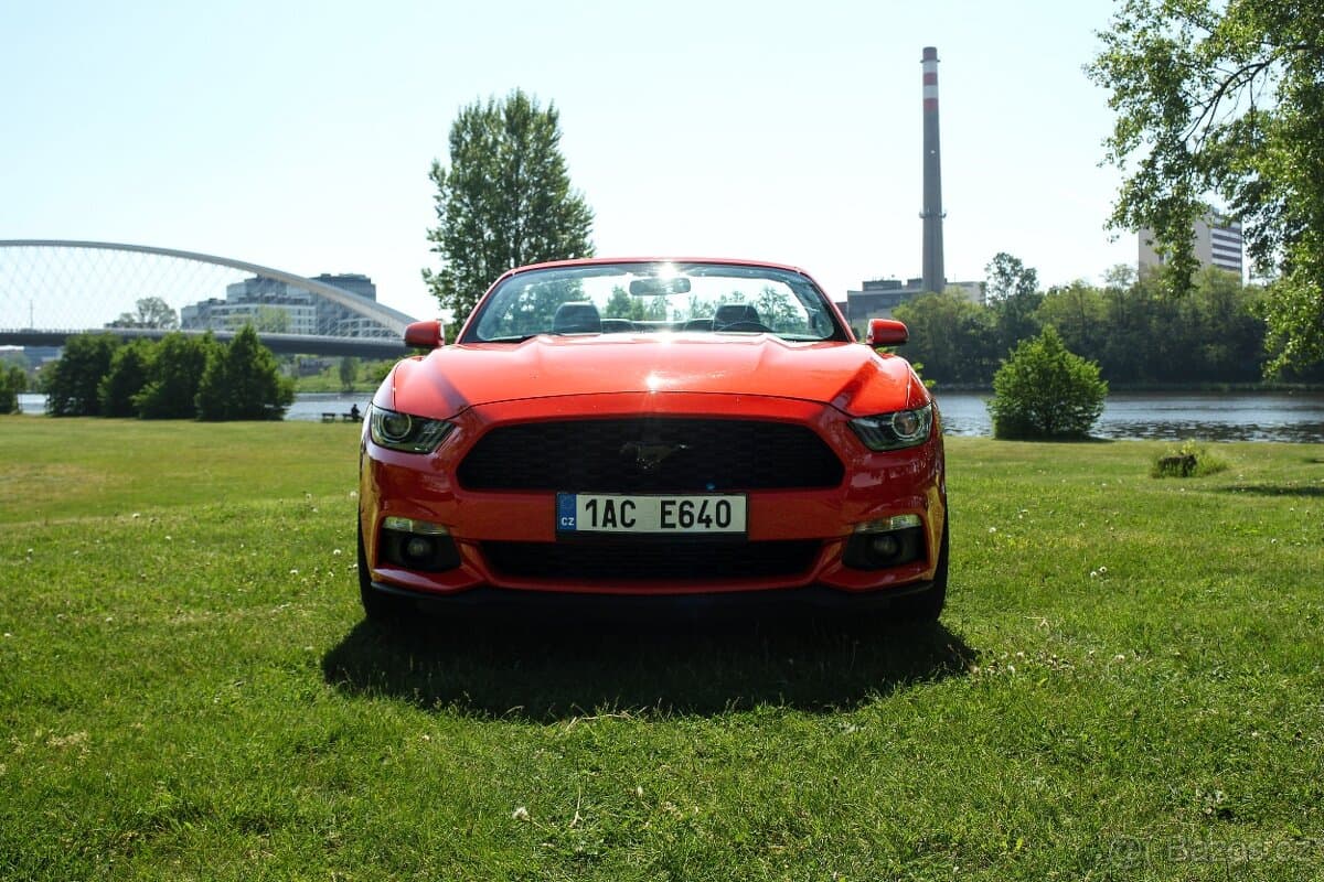 2016 Ford MUSTANG - 10
