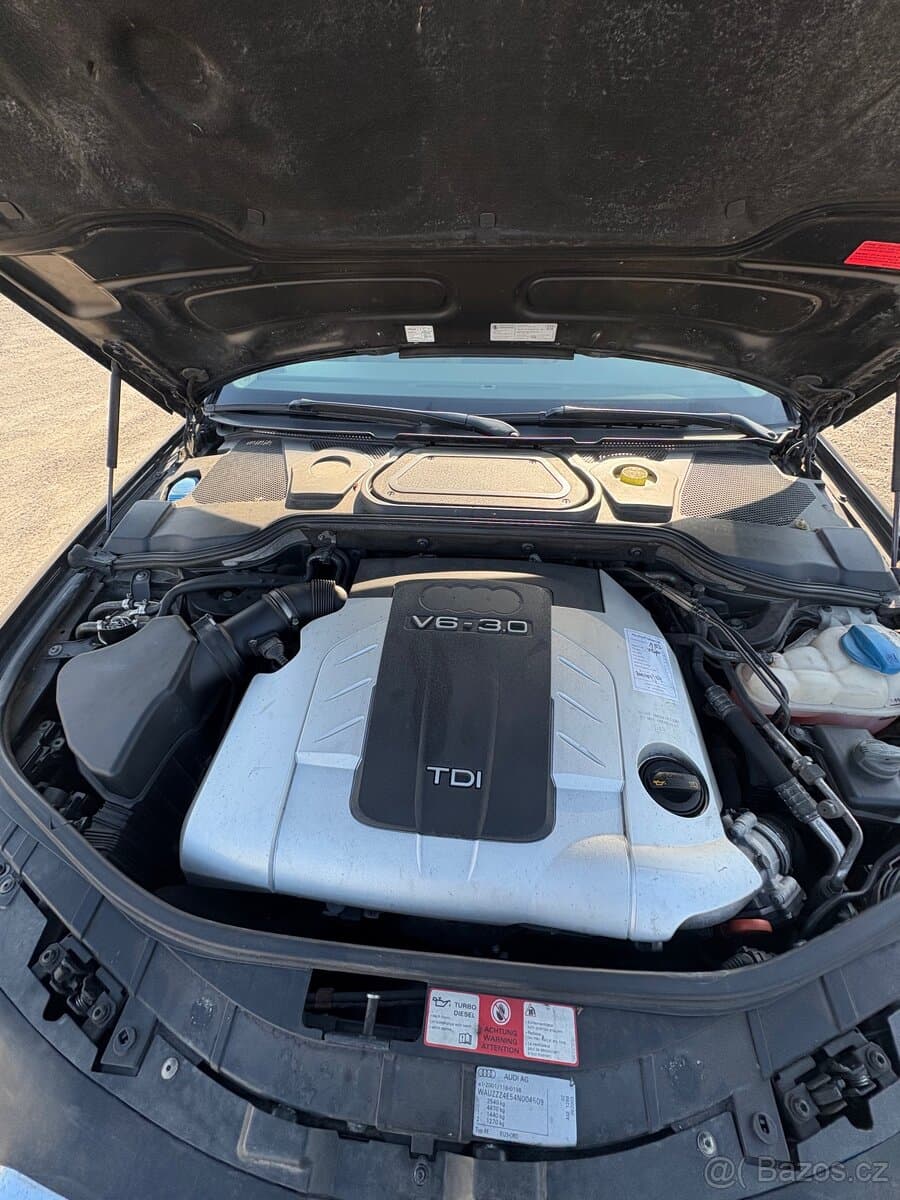 2006 Audi A8 - 10