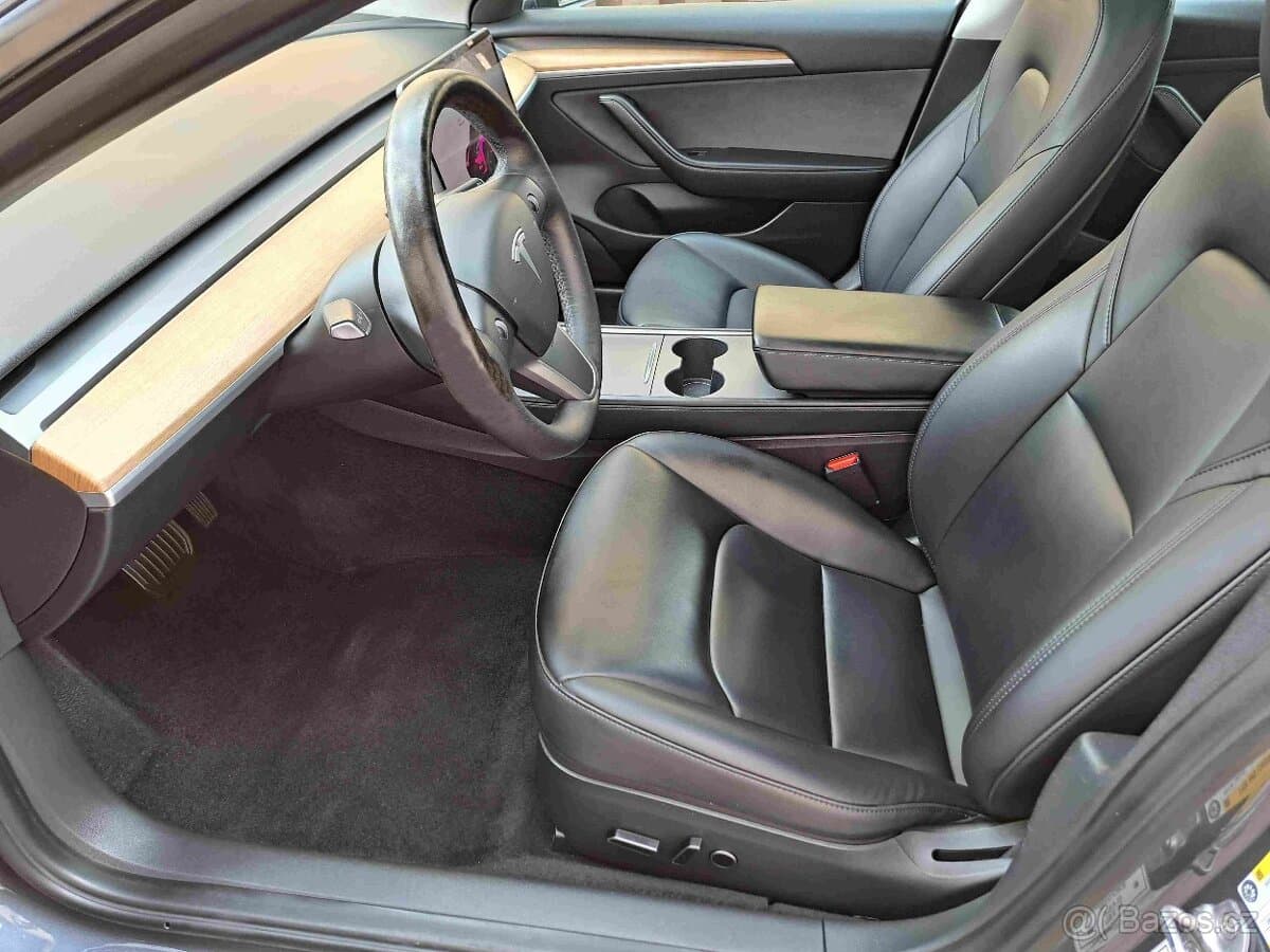 2023 Tesla MODEL 3 - 10