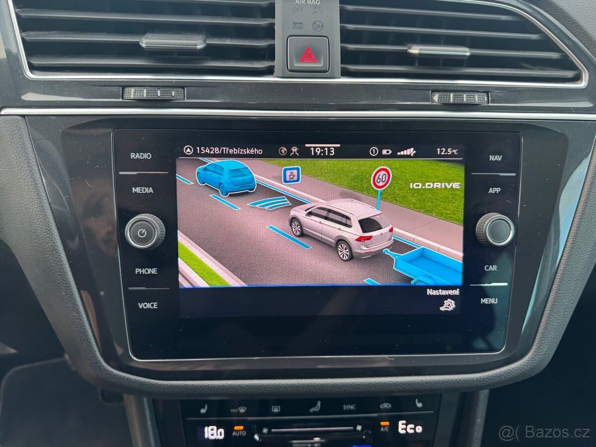 2022 Volkswagen TIGUAN - 10