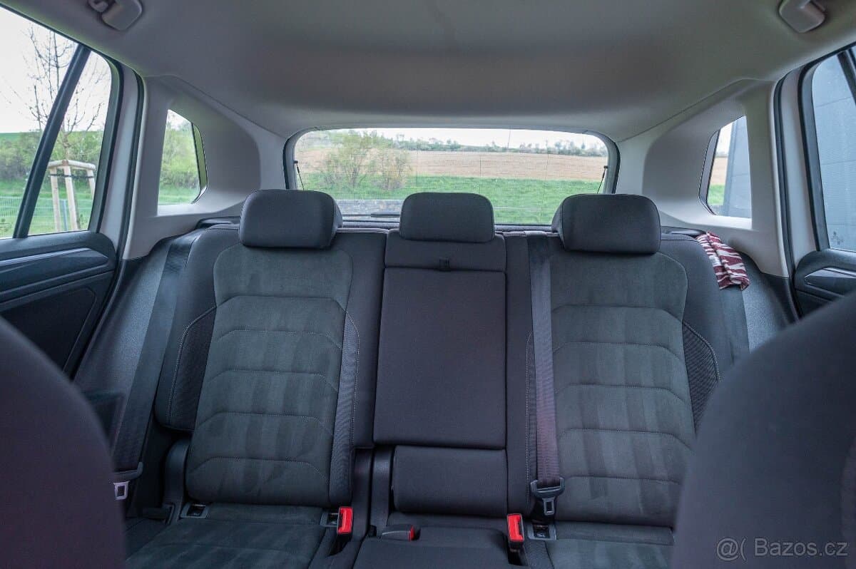 2018 Volkswagen TIGUAN - 10