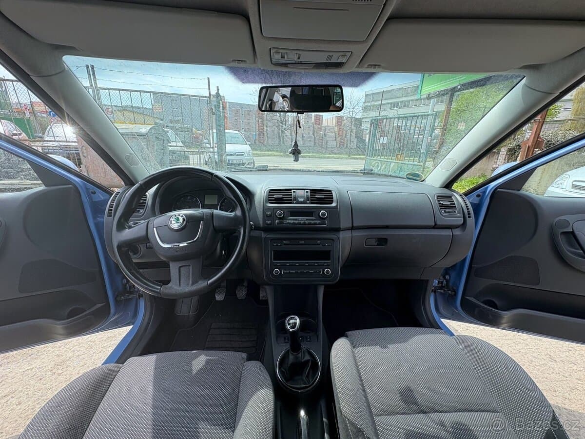 2011 Škoda FABIA - 10