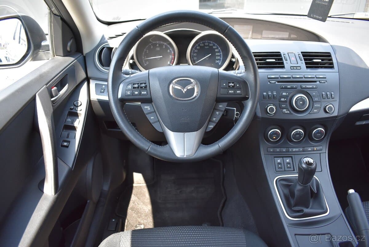 2013 Mazda 3 - 10