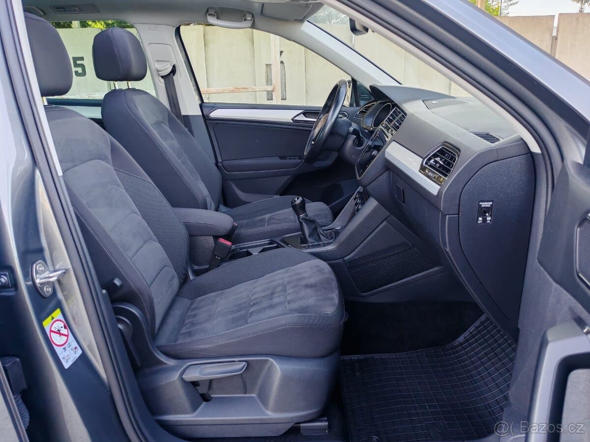 2018 Volkswagen TIGUAN - 10