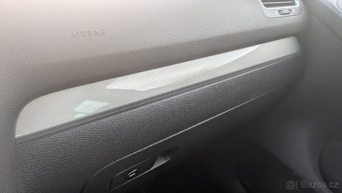 2012 Volkswagen GOLF - 10
